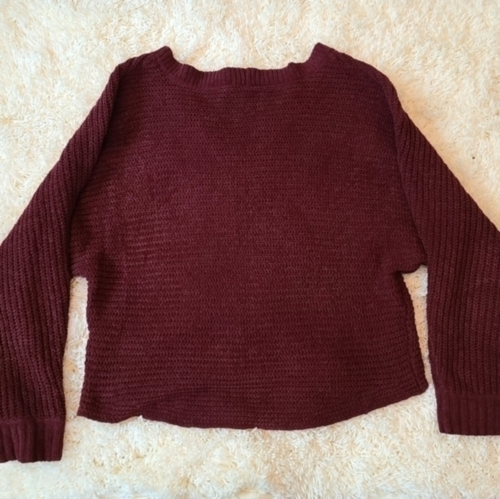 American Eagle V-Neck‎ Sweater - Picture 3 of 7